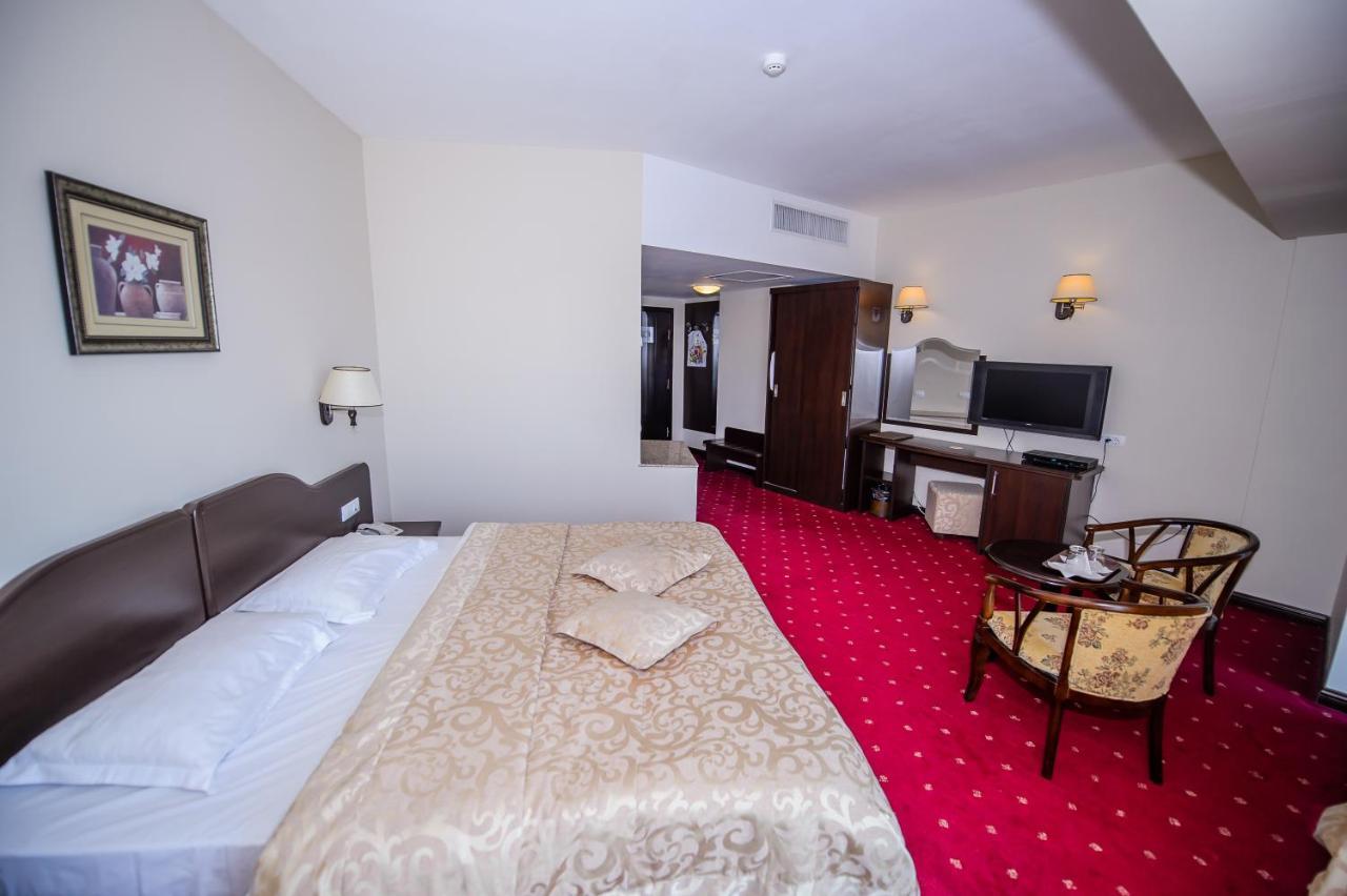 Hotel Esplanada Tulcea Exterior foto